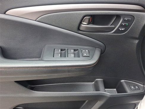 Used 2022 Honda Passport TrailSport image 12