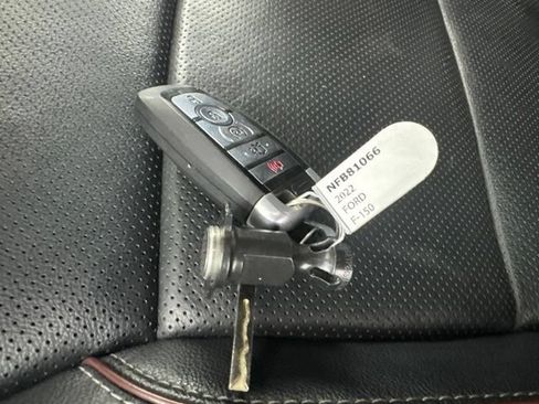Used 2022 Ford F150 Lariat w/ Equipment Group 502A High AWD/4WD image 27