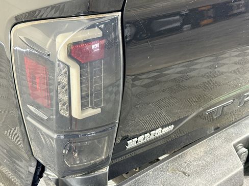 Used 2022 Toyota Tacoma TRD Sport w/ TRD Premium Sport Package RWD image 35