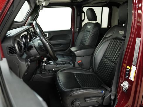 Used 2022 Jeep Gladiator Sport image 4