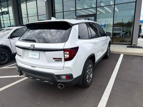 Used 2024 Honda Passport TrailSport image 8