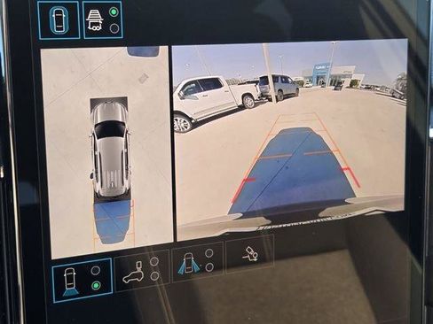 Used 2025 GMC Acadia Elevation image 36