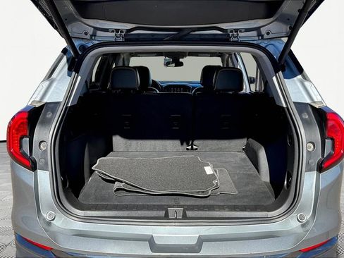 Used 2023 GMC Terrain AT4 image 30