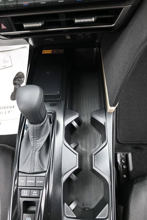 Used 2026 Toyota Camry LE FWD image 16