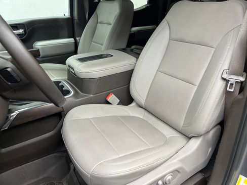 Used 2022 GMC Sierra 1500 SLT w/ SLT Premium Plus Package AWD/4WD image 10
