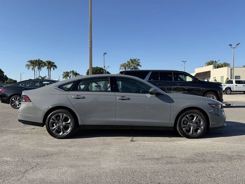 Used 2025 Honda Accord EX-L image 4