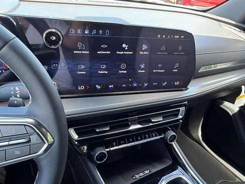 New 2026 Chevrolet Traverse LT FWD image 23