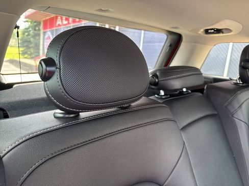 Used 2024 MINI Cooper Countryman S w/ Premium Package FWD image 62