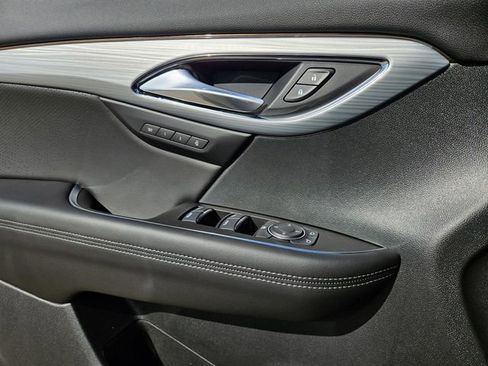 New 2025 Buick Envision Avenir image 14