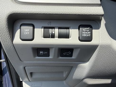 Used 2016 Subaru Forester 2.5i Limited image 21