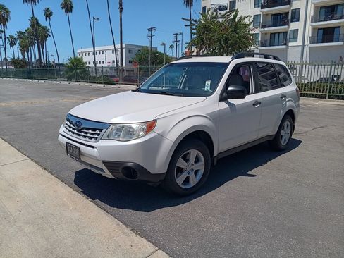 Used 2011 Subaru Forester 2.5X AWD/4WD image 3