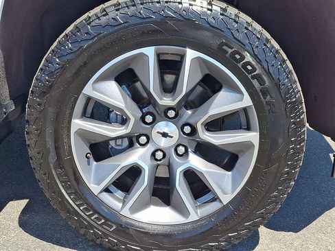 Certified 2021 Chevrolet Silverado 1500 RST AWD/4WD image 27