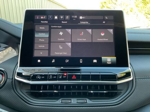 New 2026 Jeep Compass Latitude image 24