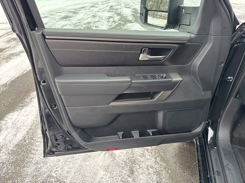 New 2026 Toyota Tundra SR5 image 12