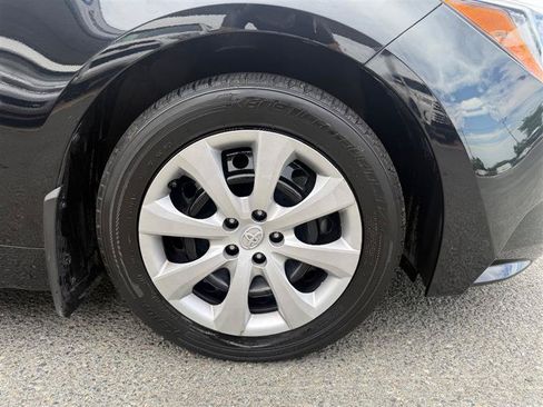 Used 2025 Toyota Corolla LE FWD image 11