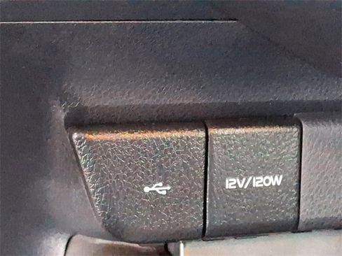 Certified 2023 Toyota Camry SE image 25