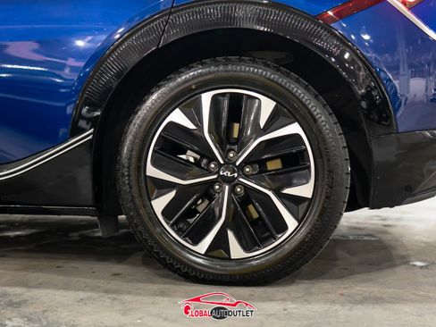 Used 2024 Kia EV6 Wind image 12