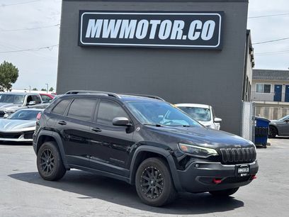 Used 2019 Jeep Cherokee Trailhawk