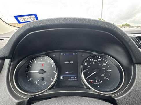 Used 2022 Nissan Rogue Sport S FWD image 40
