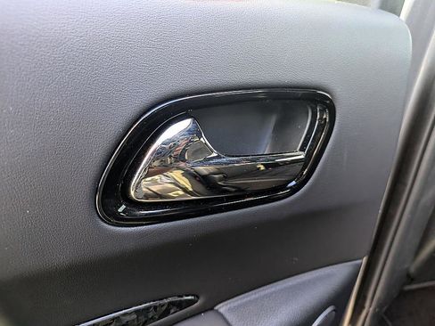 Used 2023 Dodge Durango R/T image 31