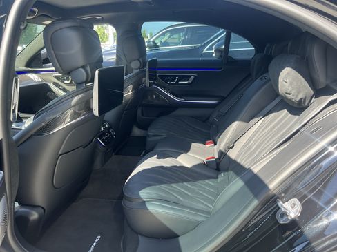 Used 2025 Mercedes-Benz S 63 AMG S image 33