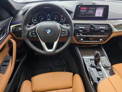 Used 2019 BMW 530e RWD image 13