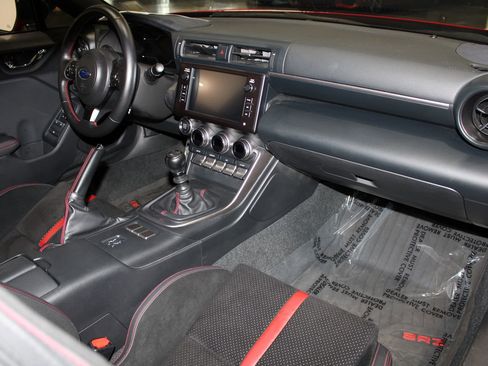 Used 2024 Subaru BRZ Limited image 33