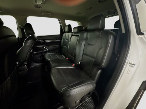 Used 2020 Kia Telluride LX image 27