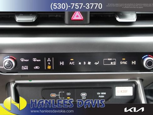 New 2026 Kia Carnival LX image 23