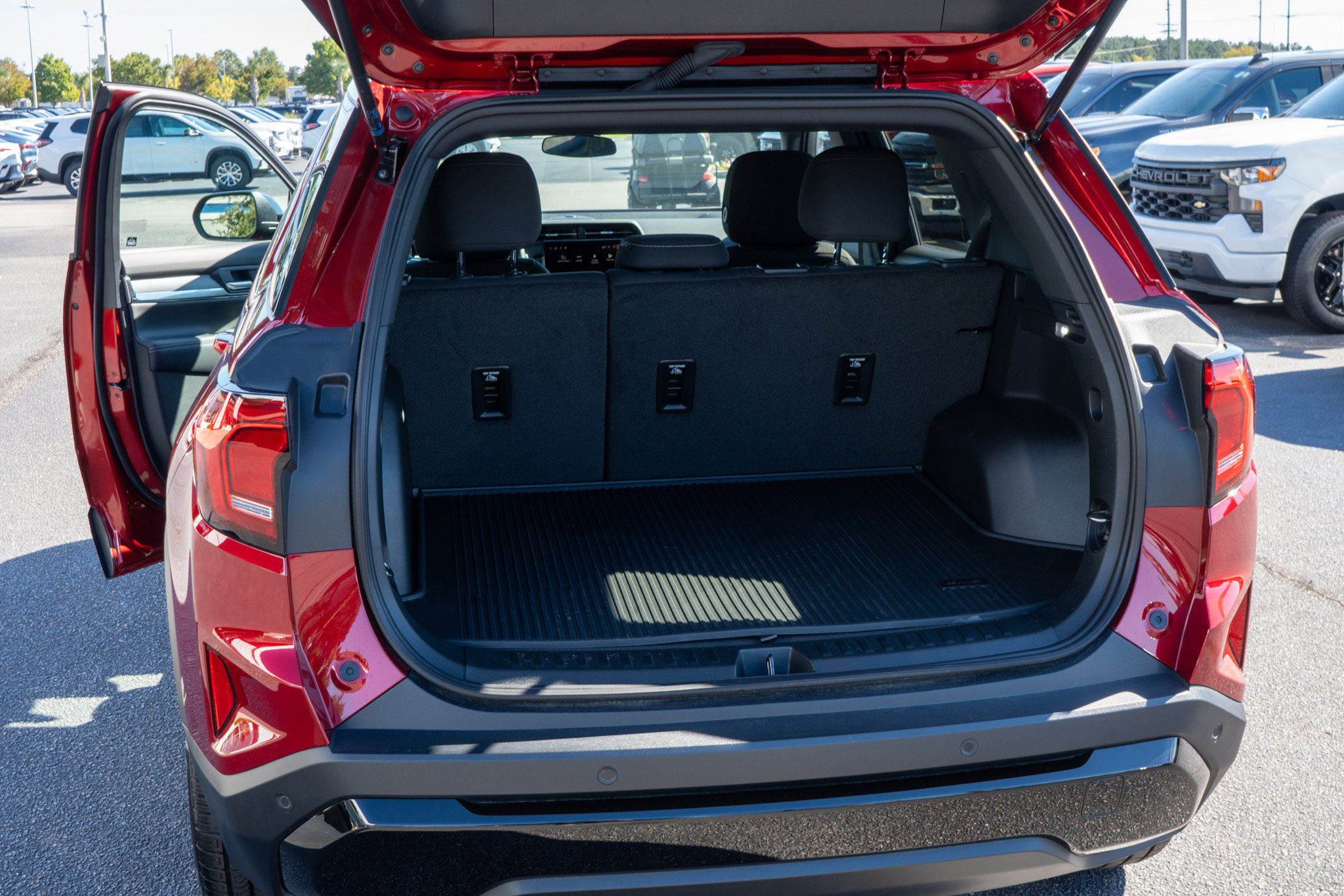 New 2027 GMC Terrain Elevation w/ Black Edition FWD image 29