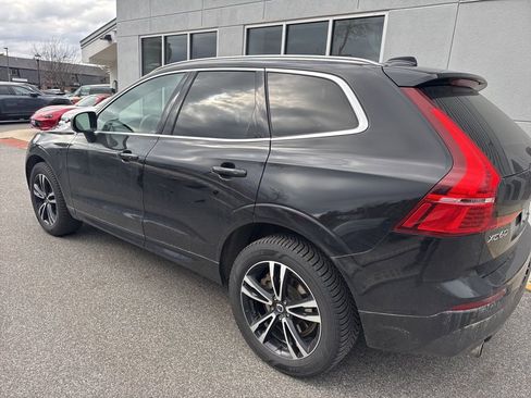 Used 2021 Volvo XC60 T6 Momentum w/ Premium Package AWD/4WD image 2