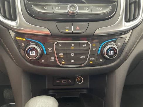 Used 2023 Chevrolet Equinox Premier AWD/4WD image 5
