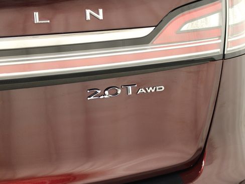 Used 2019 Lincoln Nautilus Reserve w/ Ultimate Package image 30