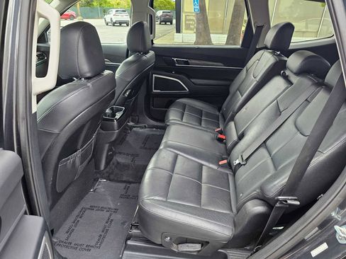 Used 2021 Kia Telluride EX image 19
