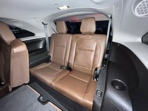 Used 2020 Acura MDX Technology image 9