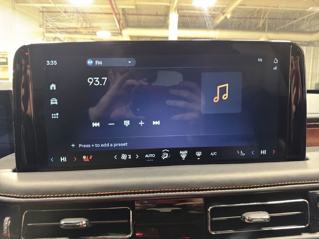 Used 2025 Lincoln Aviator Black Label w/ Black Label Special Edition AWD/4WD image 12