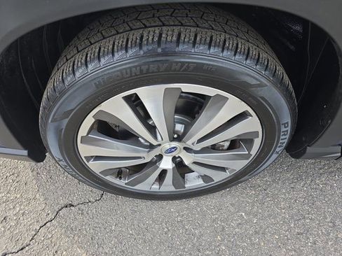 Used 2020 Subaru Ascent Limited w/ Technology Package image 9