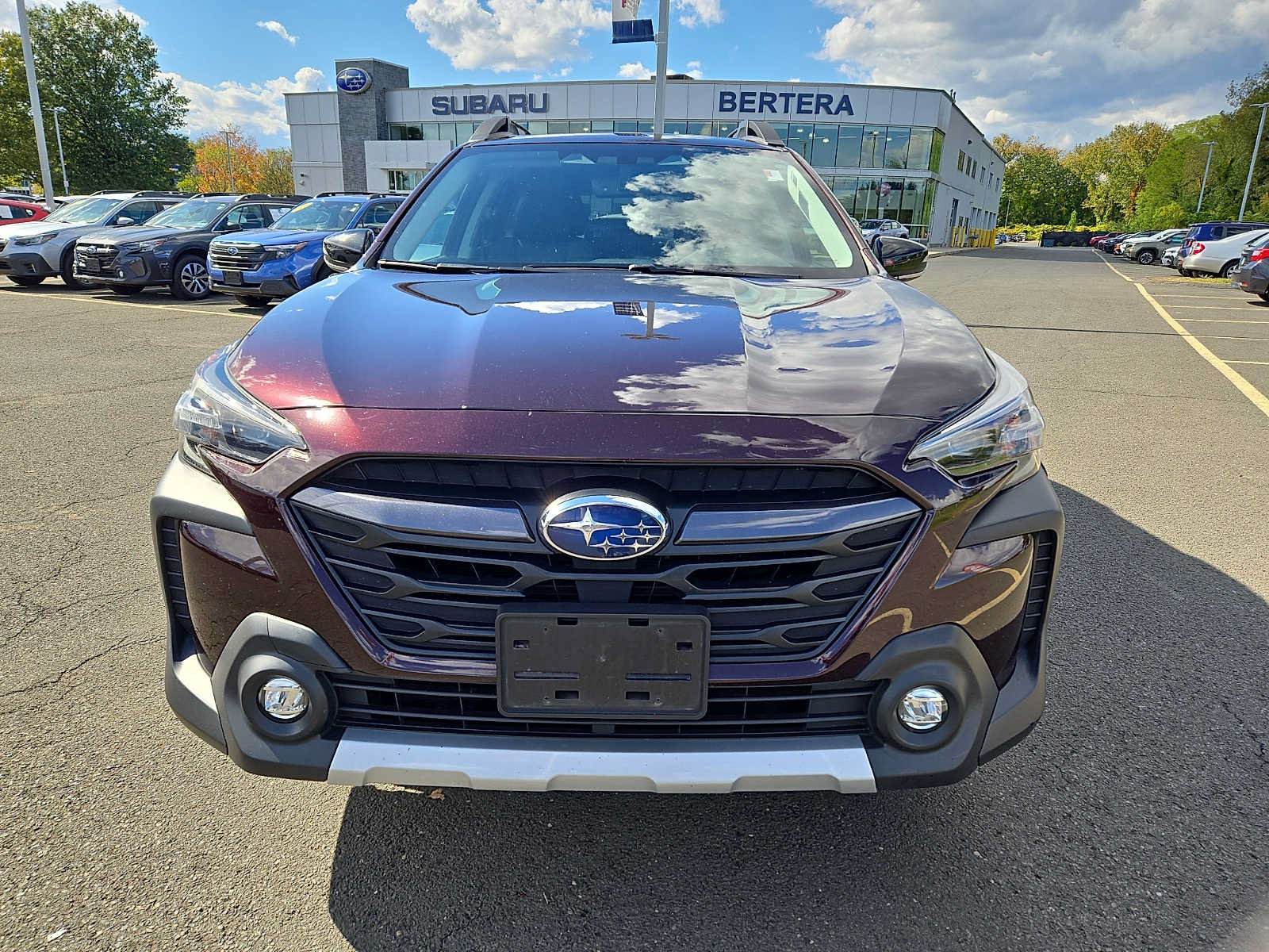 Used 2024 Subaru Outback Limited AWD/4WD image 2