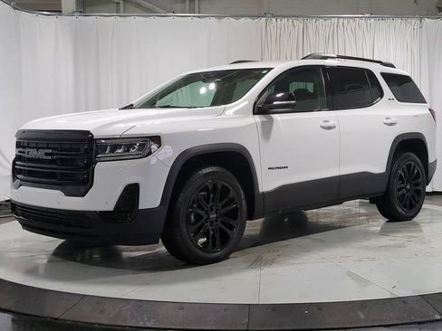 Used 2023 GMC Acadia SLE w/ Driver Convenience Package image 4