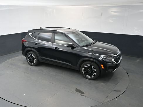Used 2024 Kia Seltos SX AWD/4WD image 33