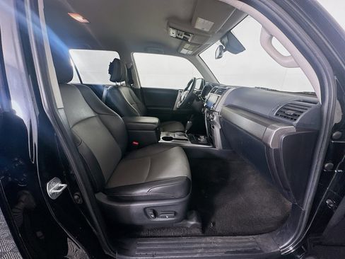 Used 2021 Toyota 4Runner SR5 Premium AWD/4WD image 30