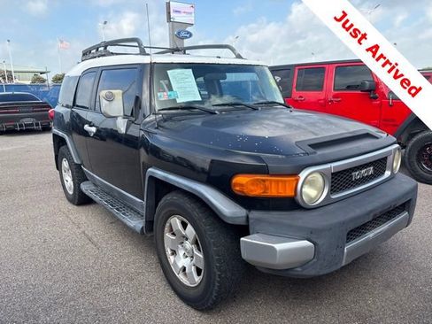 Used 2008 Toyota FJ Cruiser 2WD image 3
