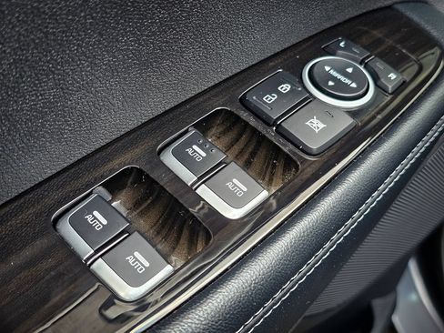 Used 2019 Kia Sorento EX AWD/4WD image 10