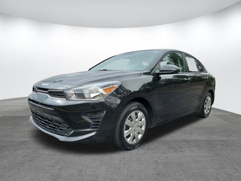 Used 2023 Kia Rio LX image 18
