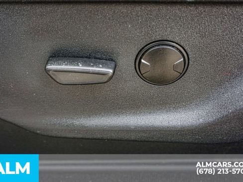 Used 2025 Ford F250 XLT image 47