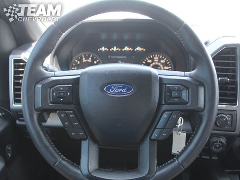 Used 2019 Ford F150 XLT w/ Equipment Group 302A Luxury AWD/4WD image 14