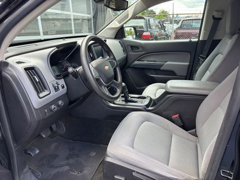 Used 2018 Chevrolet Colorado W/T w/ WT Convenience Package AWD/4WD image 17