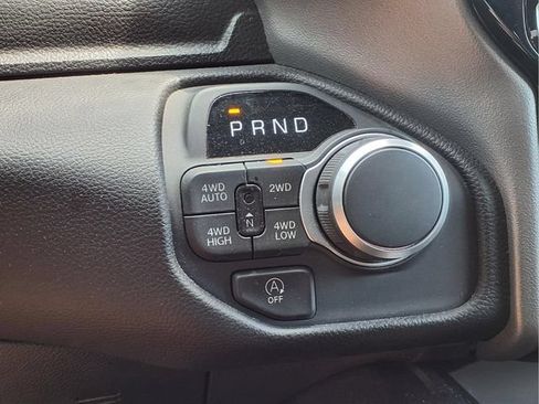 Used 2025 RAM 1500 Big Horn AWD/4WD image 8