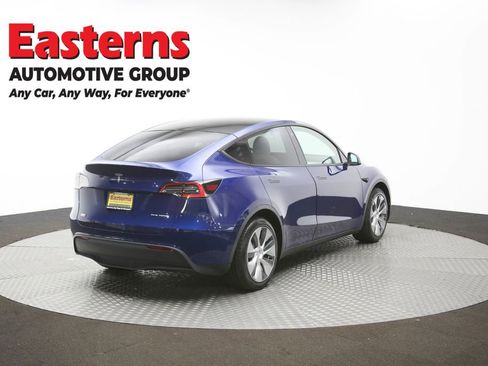 Used 2021 Tesla Model Y Long Range image 35