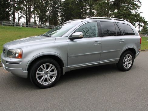 Used 2013 Volvo XC90 3.2 image 1